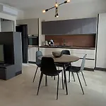 Forte17 Exclusive Apartment View Lake Pool And Terrace